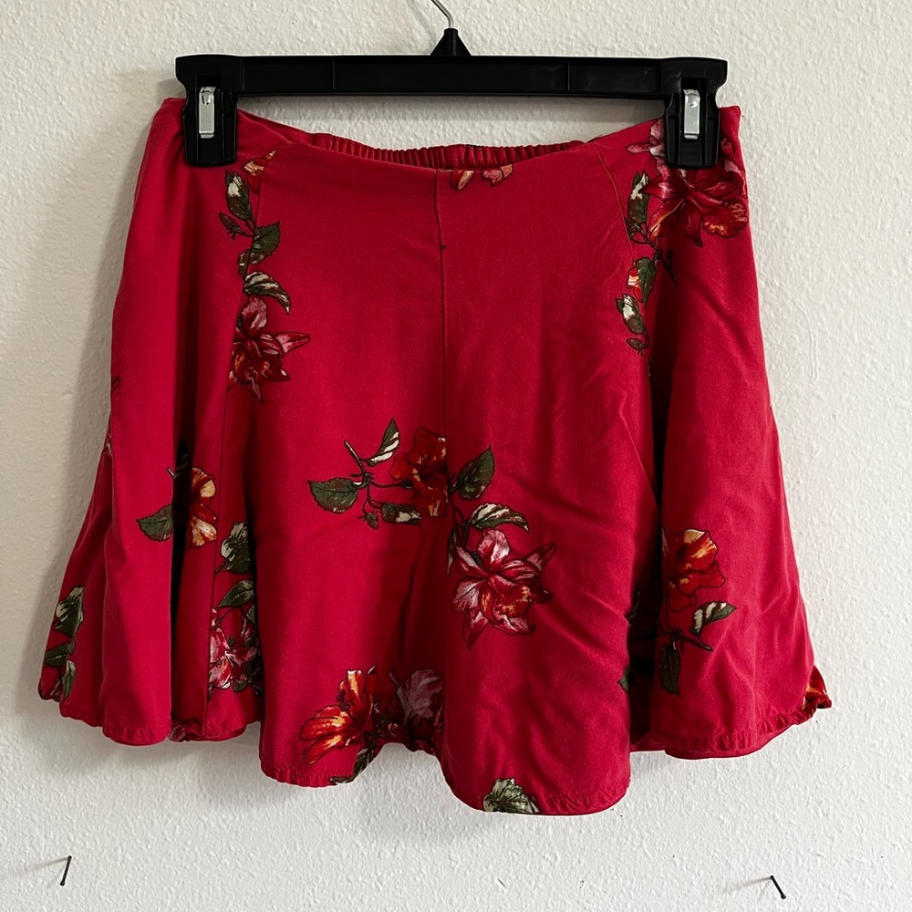 Pink Floral Zip-Up mini skirt